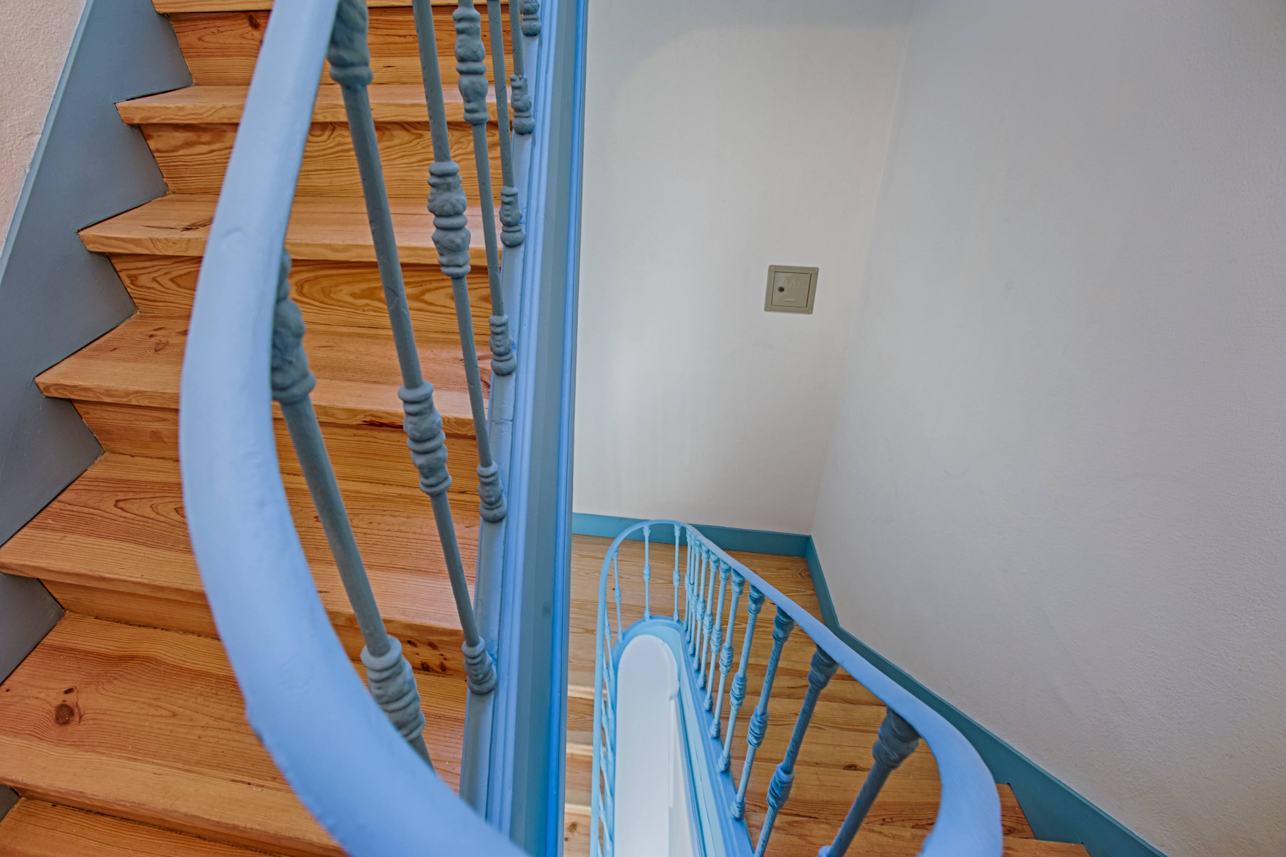 Barbadinhos blue staircase